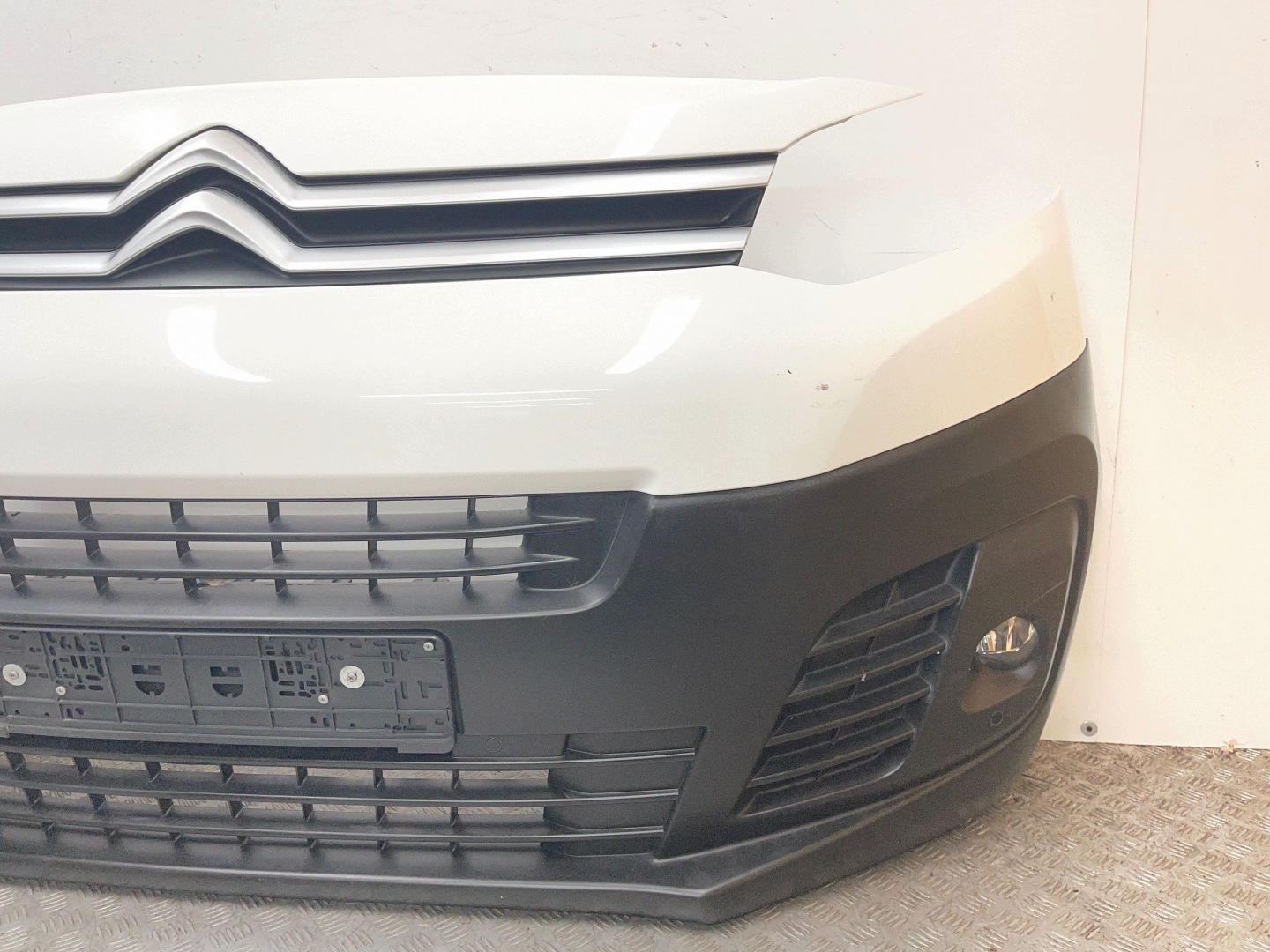 Frontstoßstange vorne CITROEN JUMPY 3 III 16- 6 X PDC