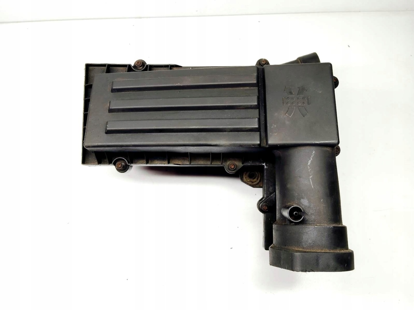 Gehäuse filter luft Volkswagen Passat B6 2.0 TDI 1K0129620D