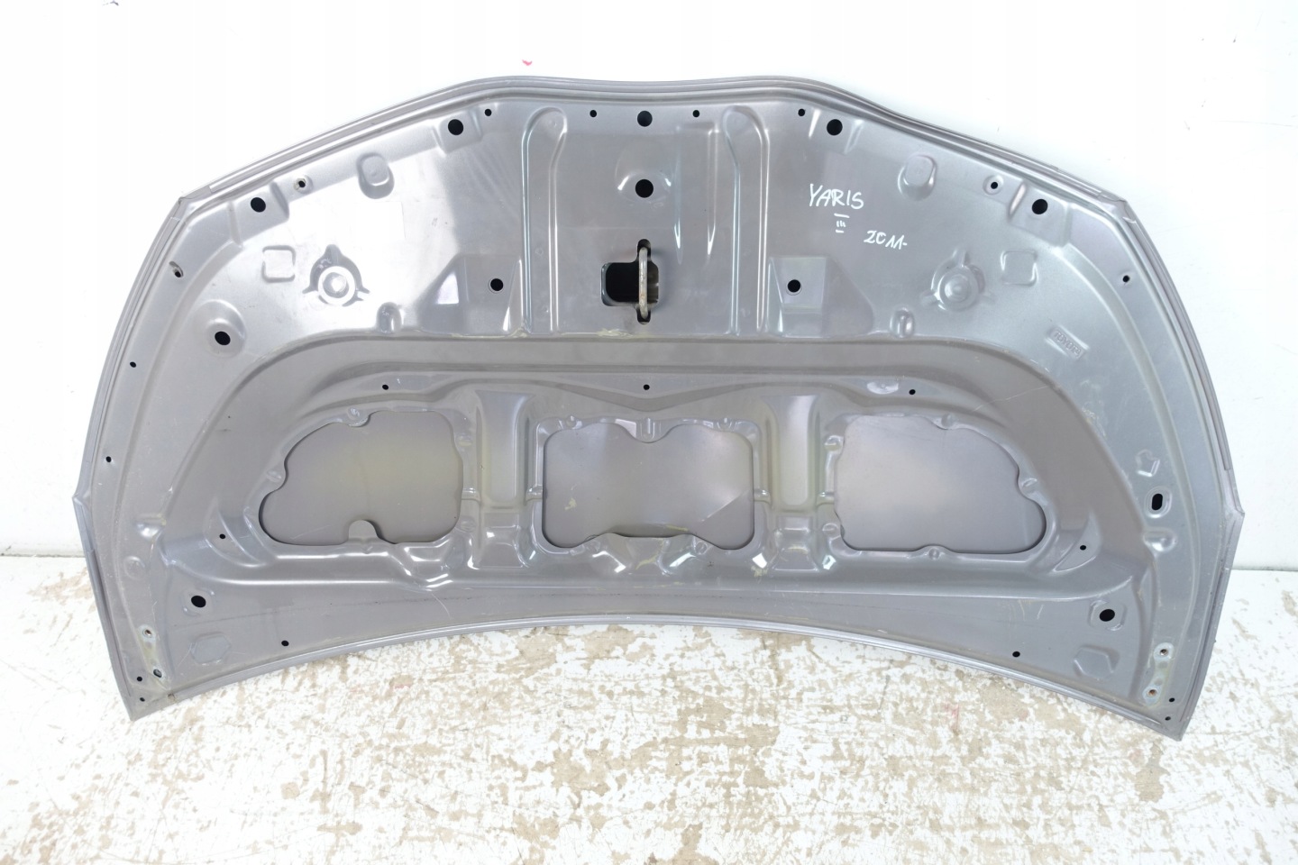 TOYOTA YARIS III 2011- Coperchio COFANO