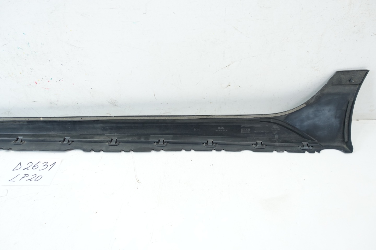 moulding cap threshold right AUDI A4 B9 LIFT KOMB