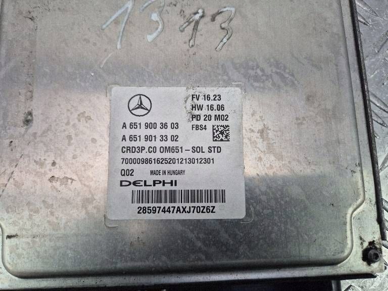 Mercedes Sprinter W907 W910 2.2 control unit of the engine A6519003603