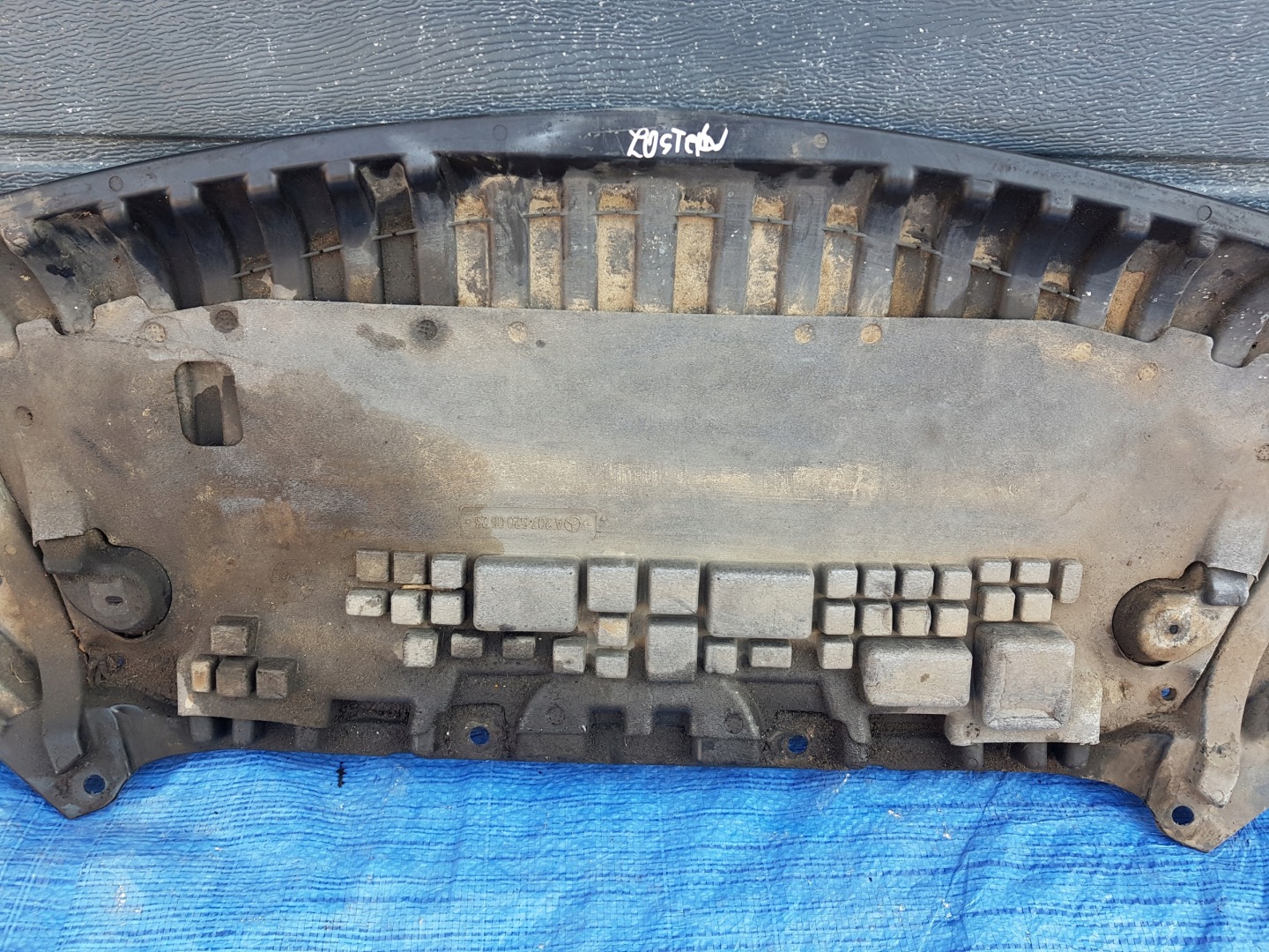 cover cover below engine bumper MERCEDES W207 2075200623