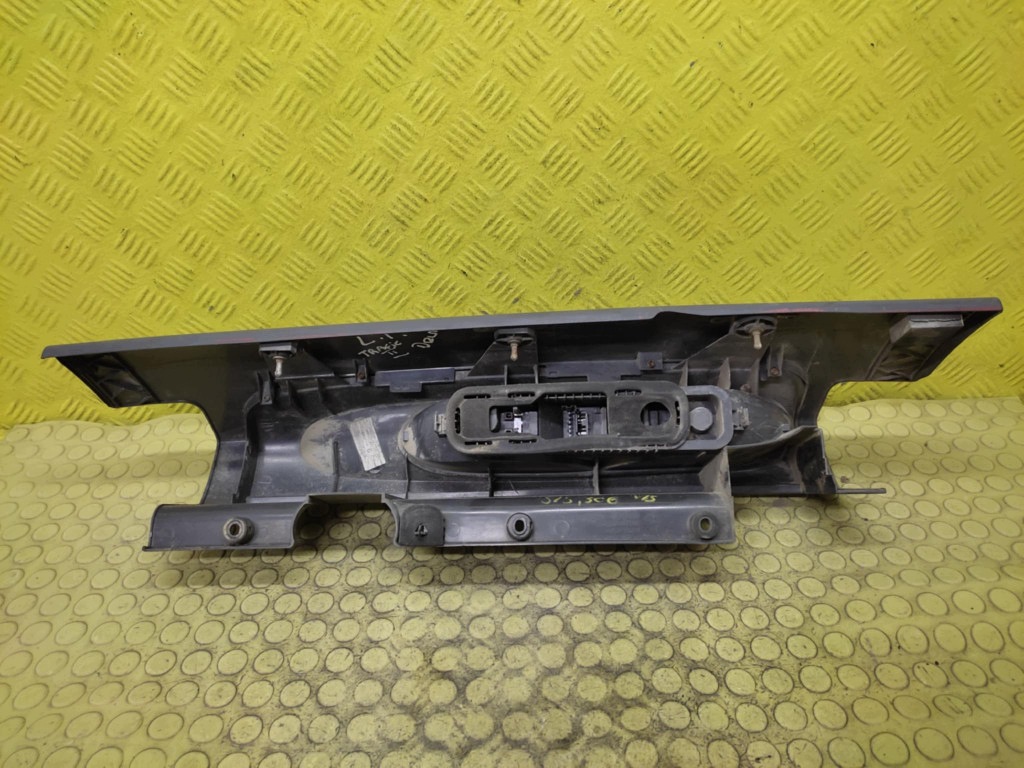 RENAULT TRAFIC II licht links heck 8200336835