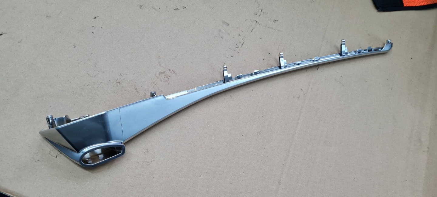 A6 C8 4K moulding cap BOCZKA door left left rear part 4K0867969