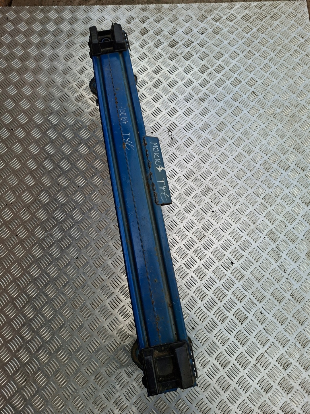sider pillar rear part OPEL MOKKA A