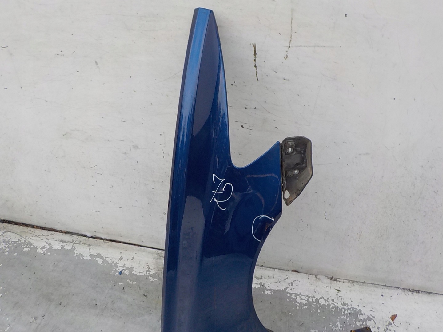71 VOLVO V50 S40 II fender right front front