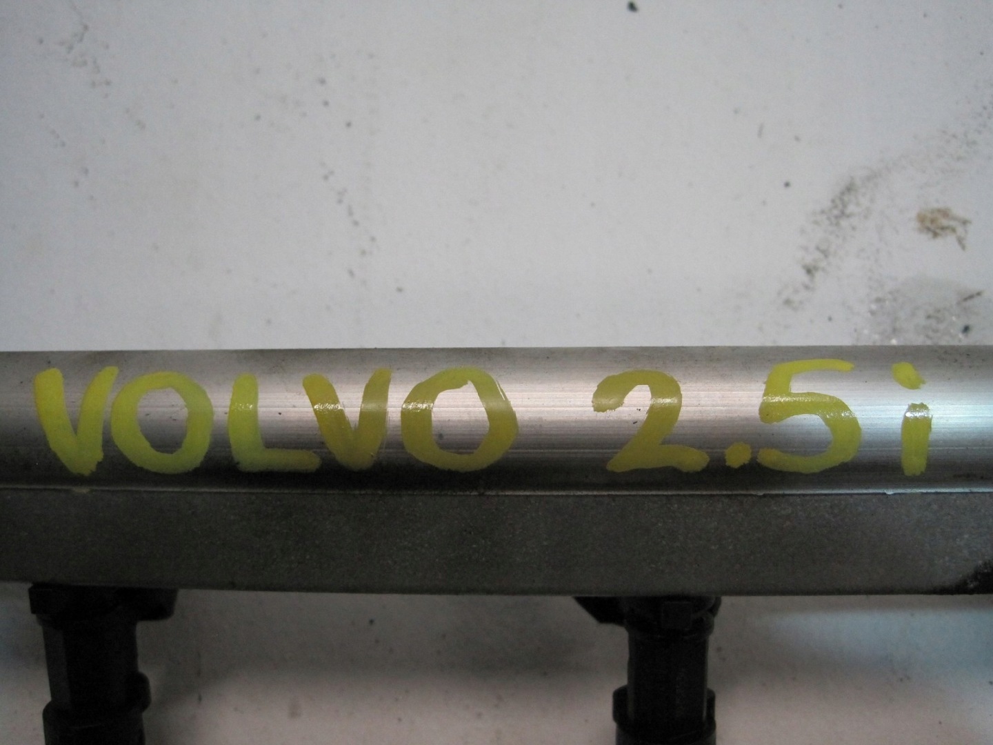 Rampe injection VOLVO 2,5i 0280158096