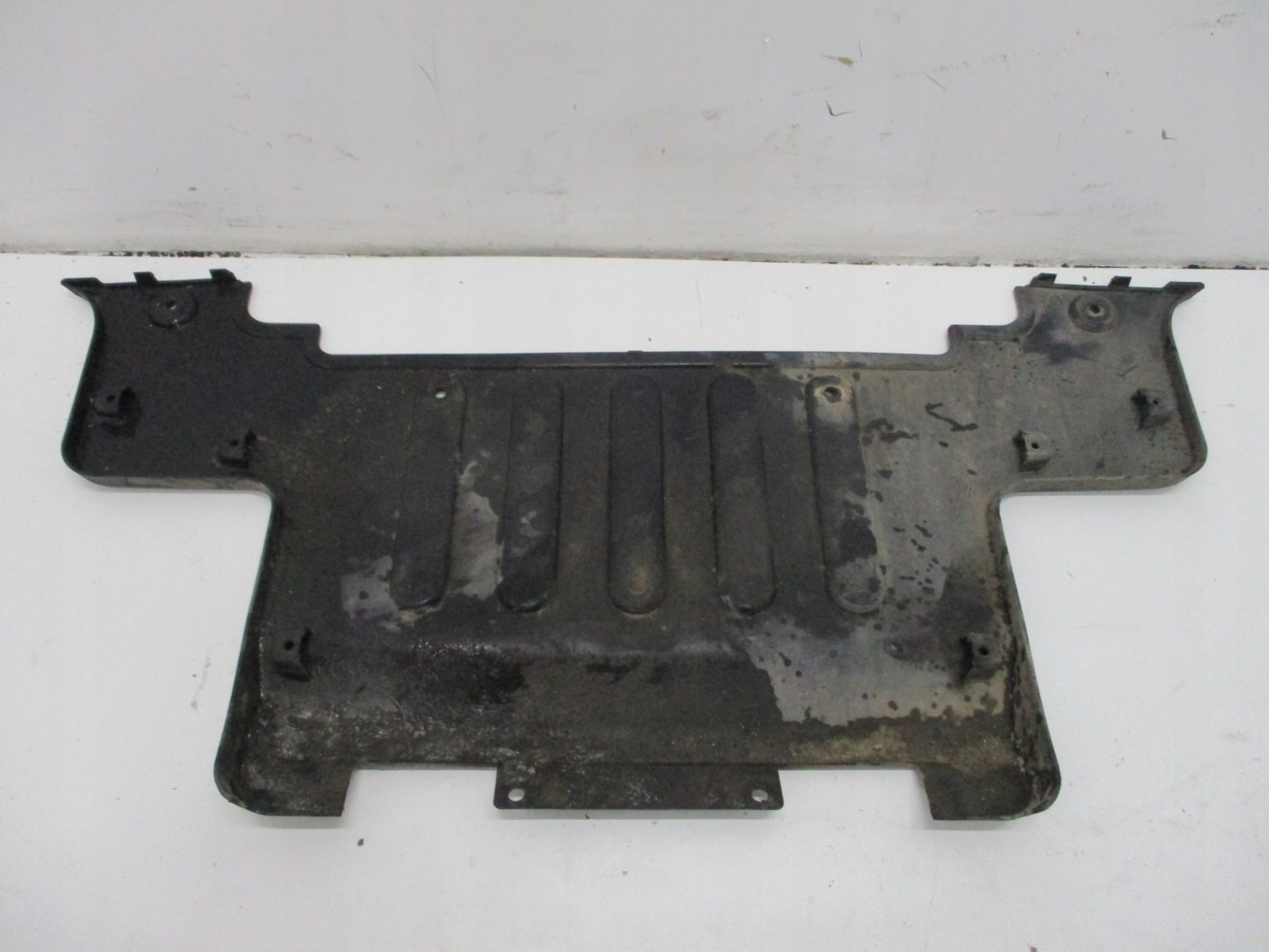 cover chassis RANGE ROVER VOGUE CPLA-17F846-AA