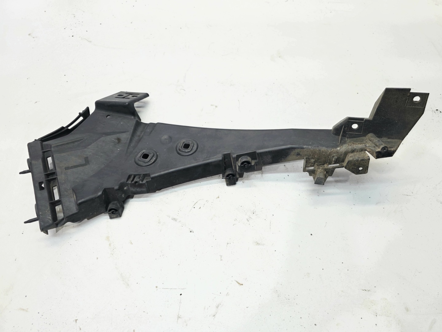 support holder of a bumper left front AUDI Q7 4L 4L0807283