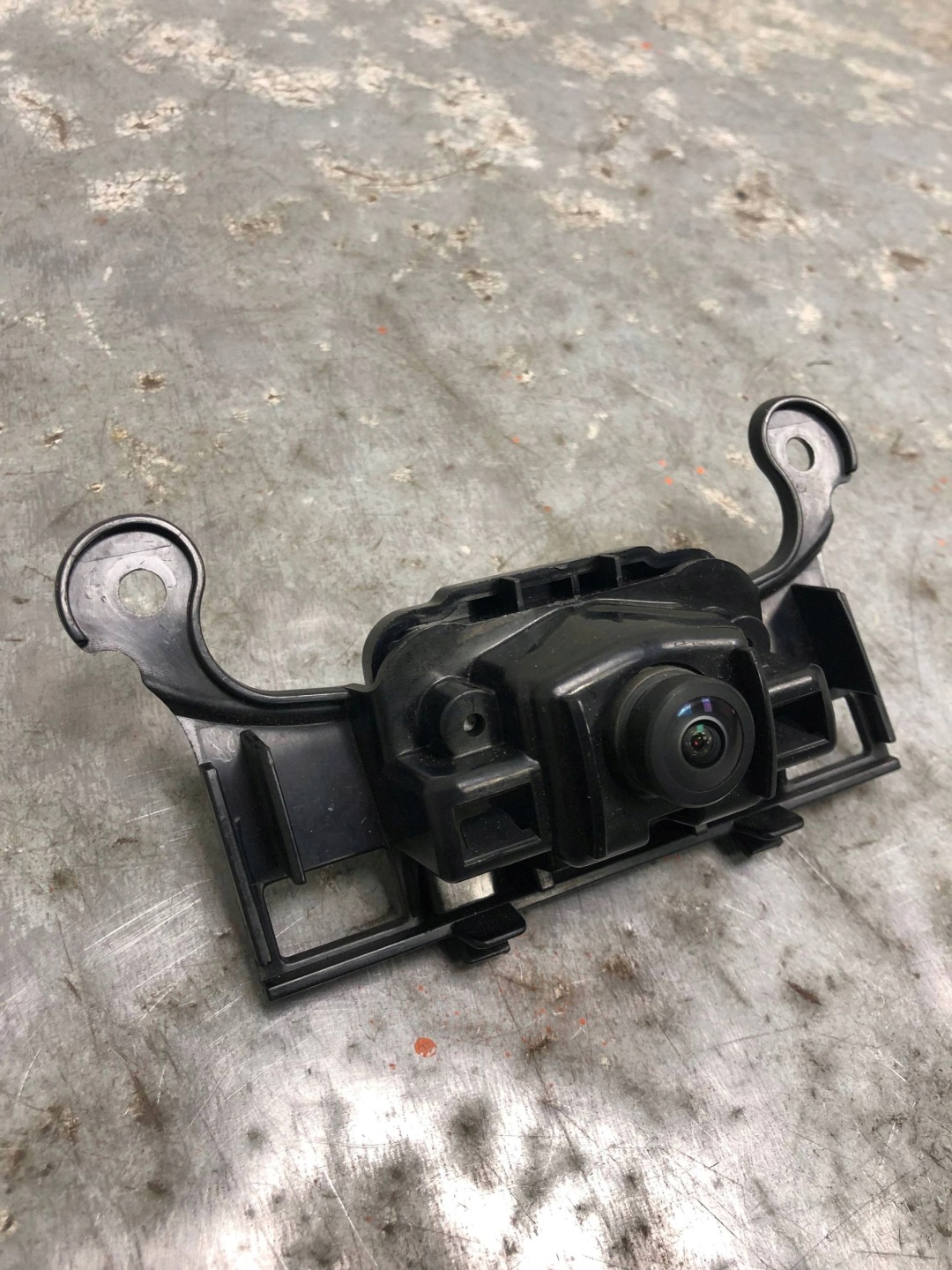 KAMERA of a bumper front front AUDI Q5 5Q0980546A 80A853231