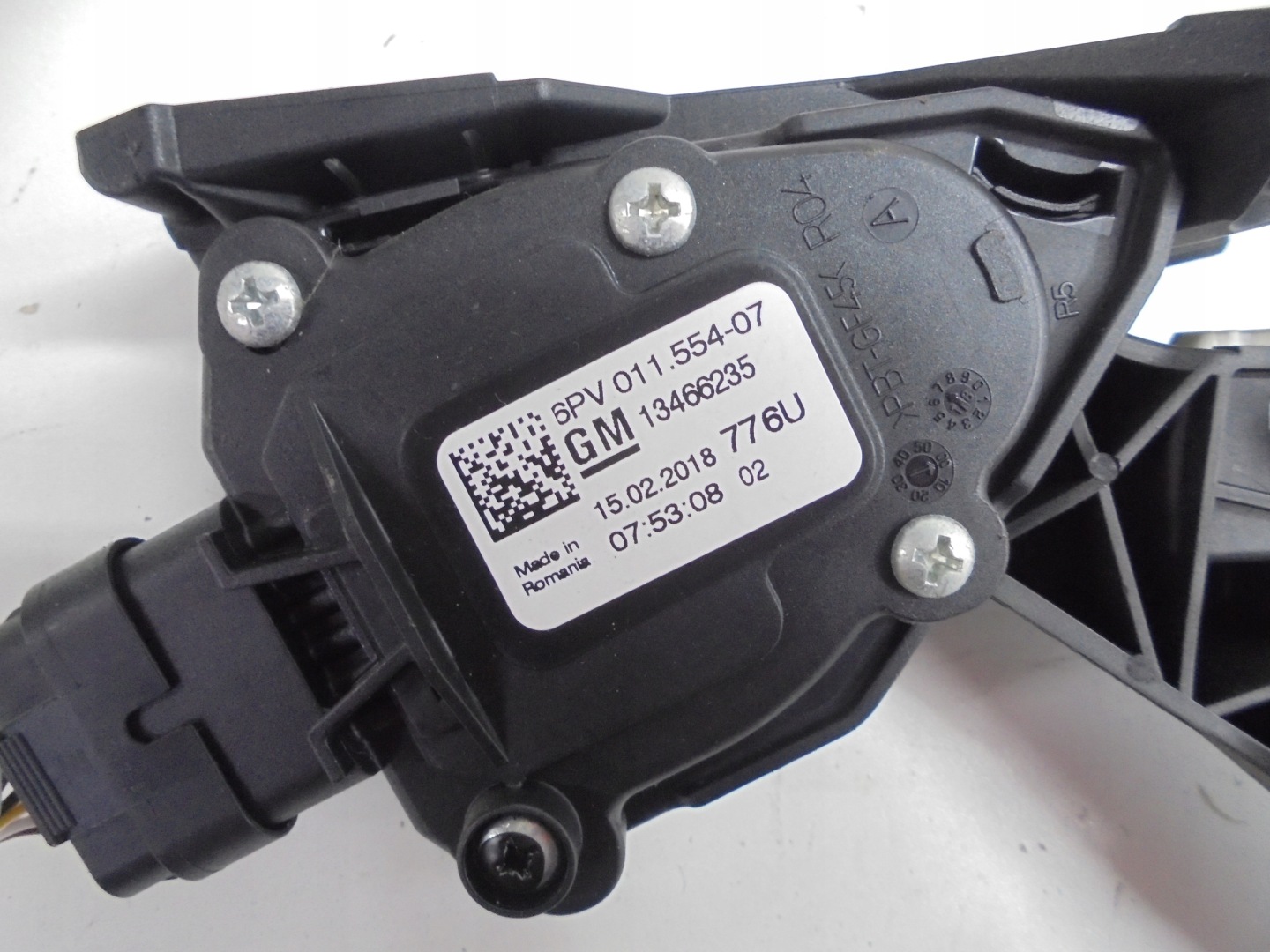 OPEL ASTRA V K accelerator pedal potentiometer 14R