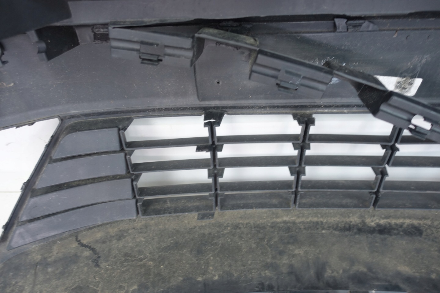 VW CADDY III 2k5 LIFT 2015- bumper front front 2K5807221J