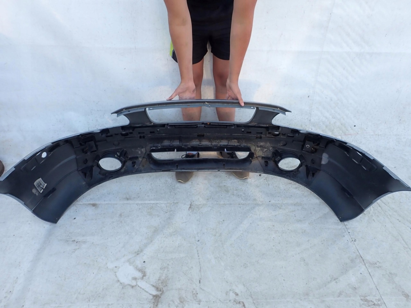 VOLVO S60 and 1 00-04 bumper front front washer