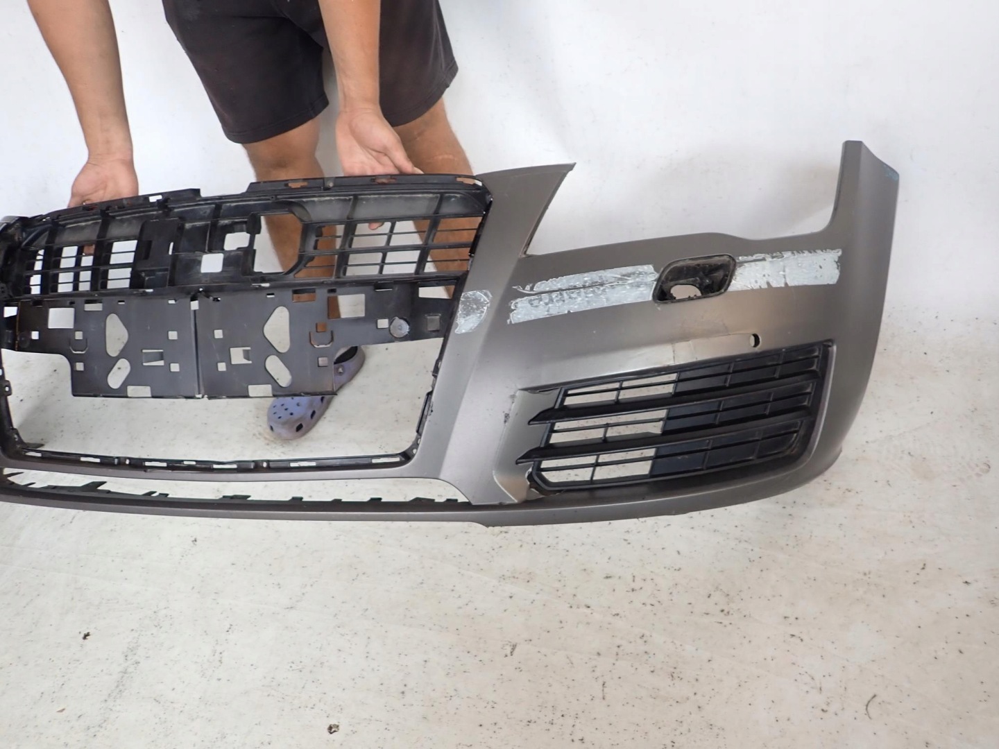 AUDI A7 and 1 4G 10-14 bumper front front washer PDC