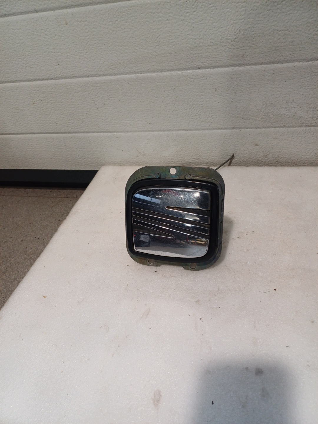 Poignée SEAT LEON et 1M6827565F