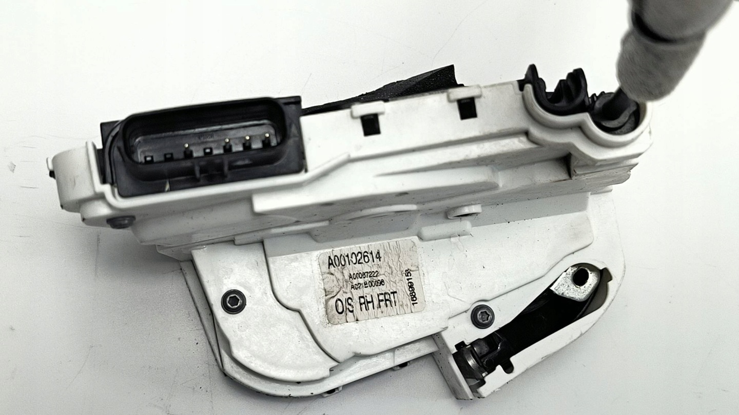 lock door right front A00102614 BAIC BEIJING 5
