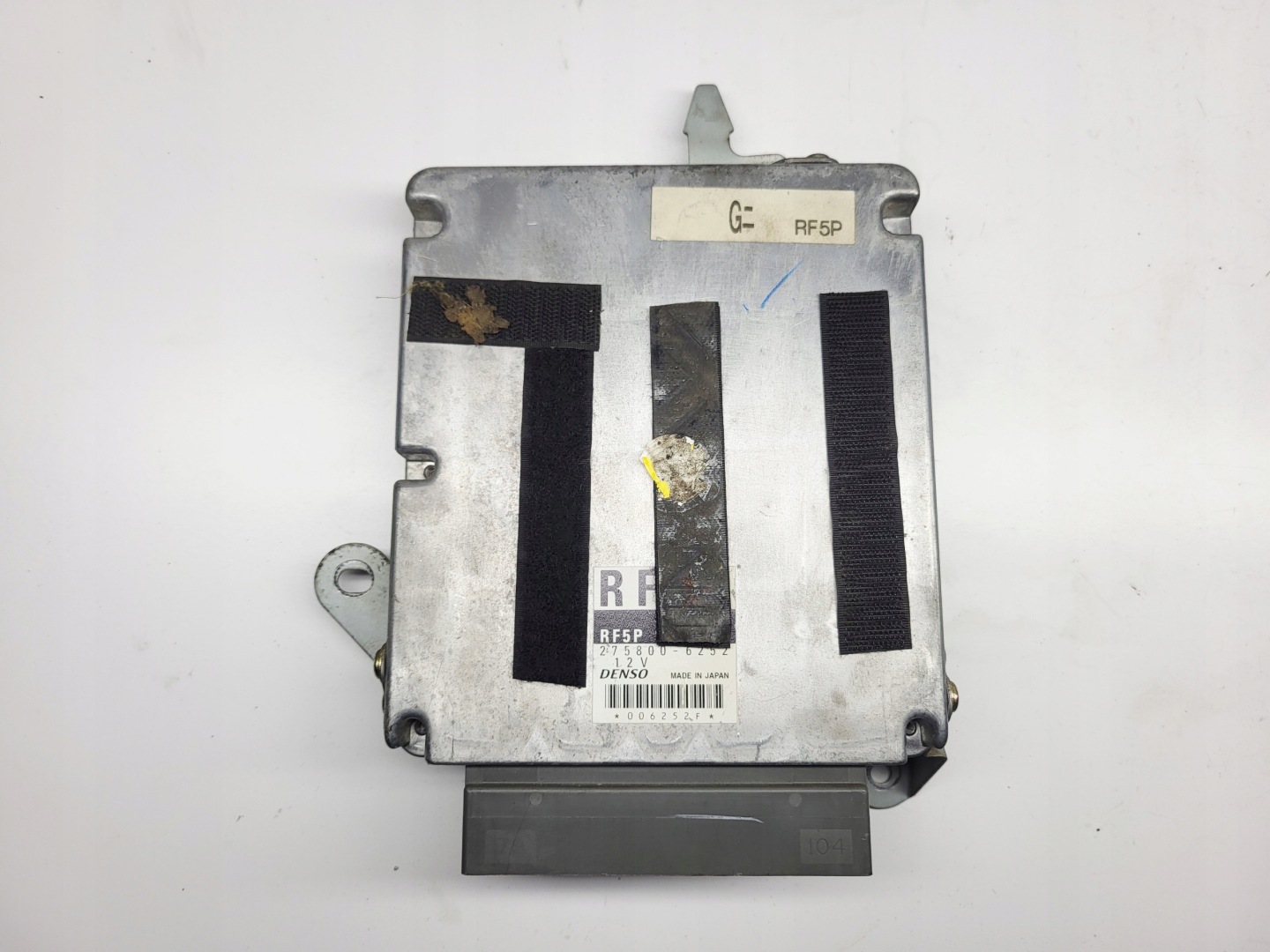 computer control unit of the engine MAZDA 6 GG 2.0 CITD RF5P18881A