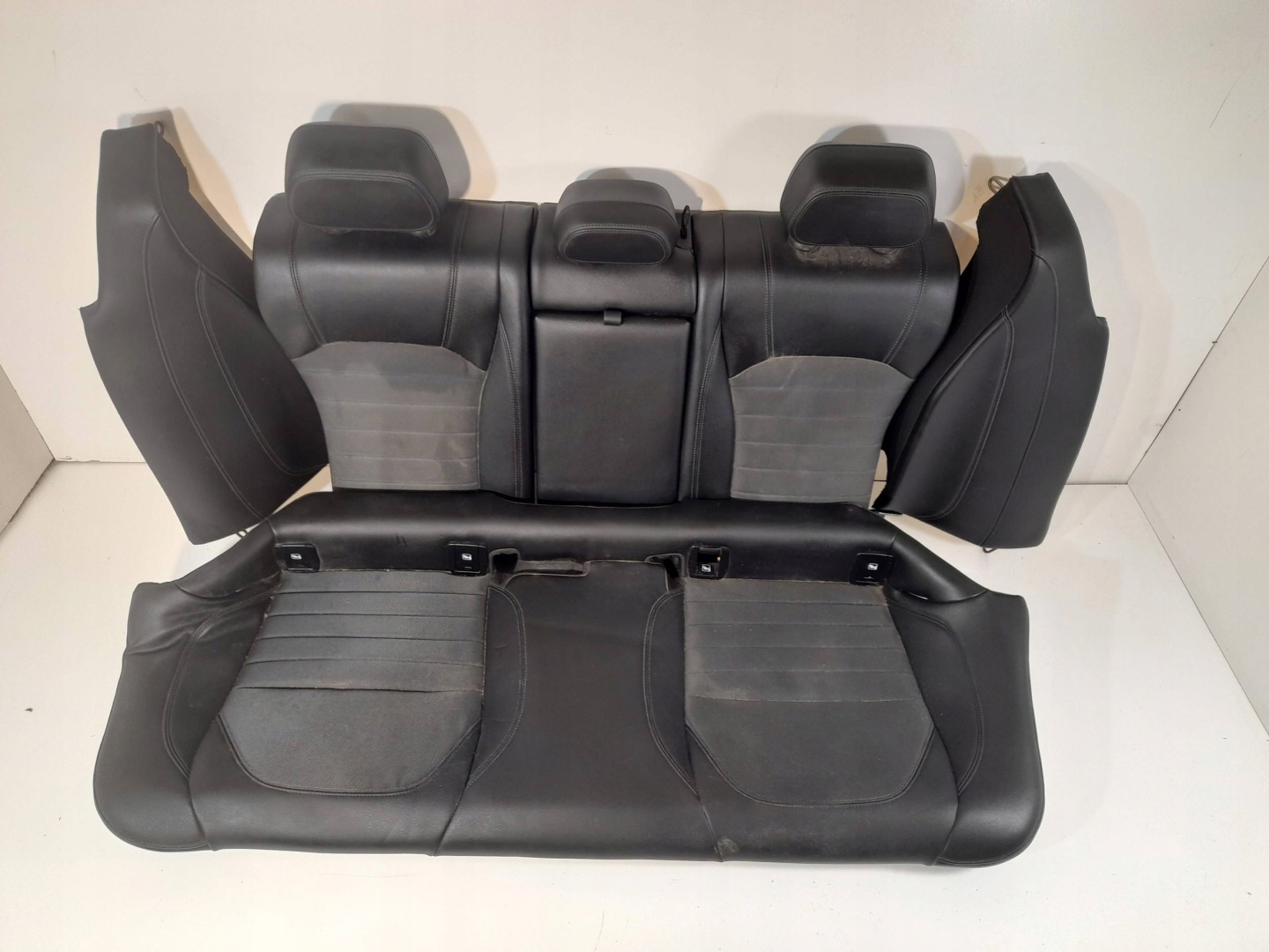 Alfa Romeo Giulia Komplet Sitze (AG39)