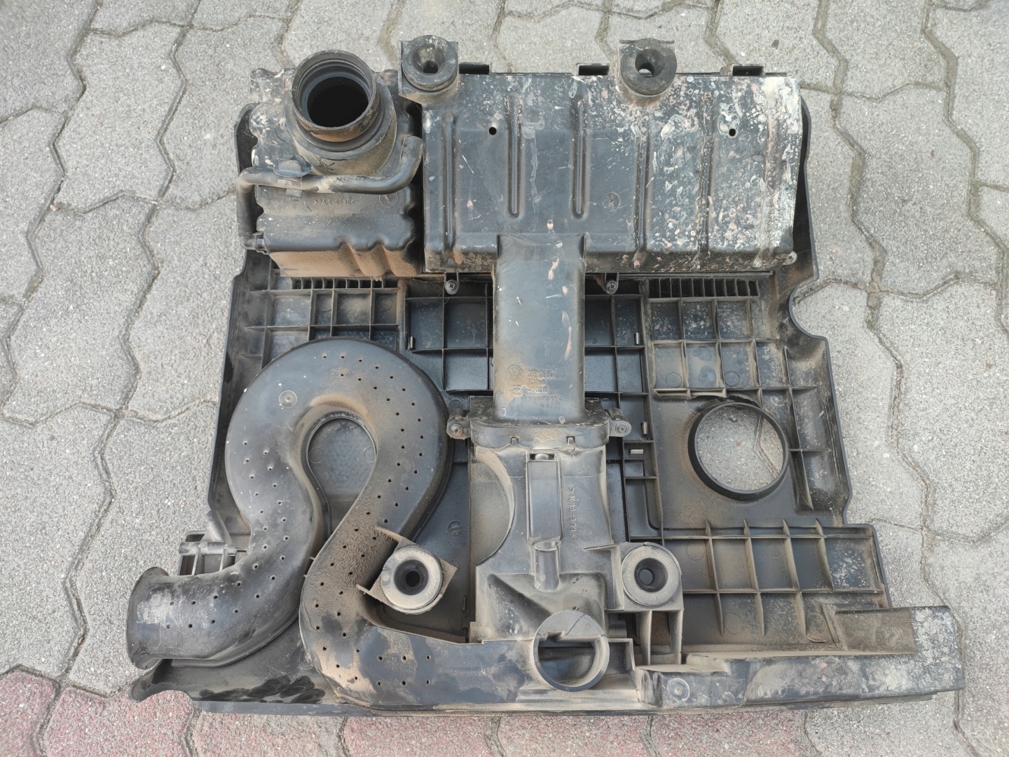 engine housing cover upper SEAT IBIZA 03E129607R