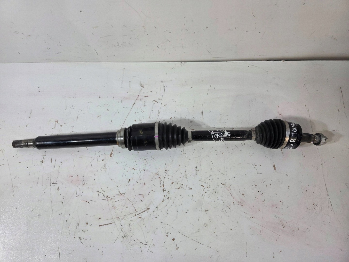 Alfa Romeo Tonale 1,3 GSE T4 semi-axis front right (P772)