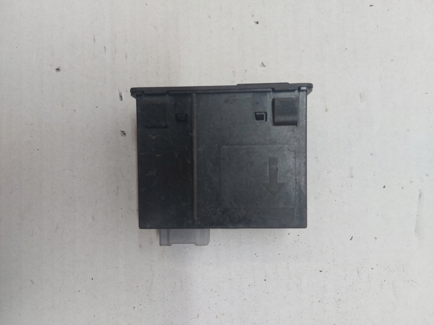 adapter USB MAZDA II D09H669U0