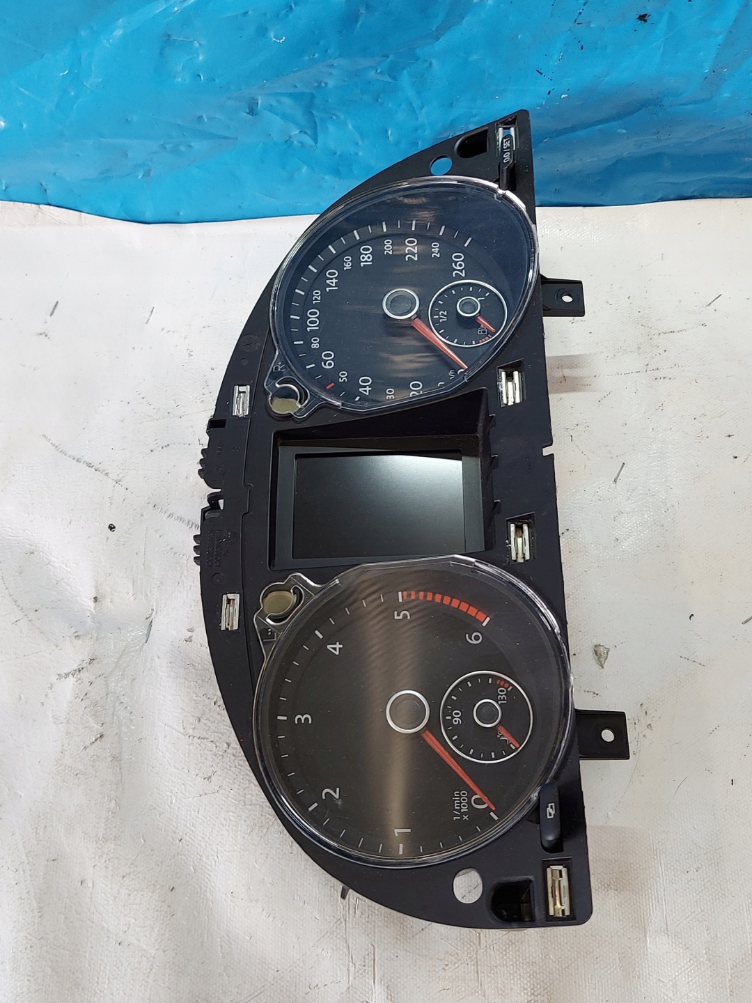 dials clock PASSAT B6 2.0 TDI 3C0920872B