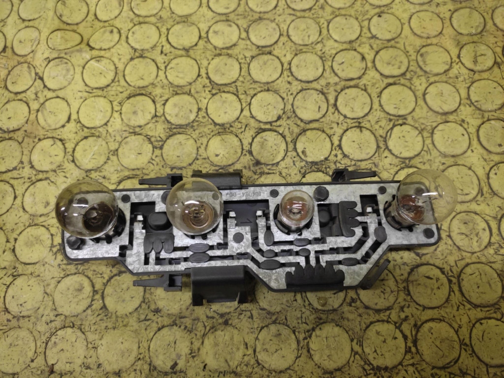 VW POLO IV light right rear part 6N0945096H