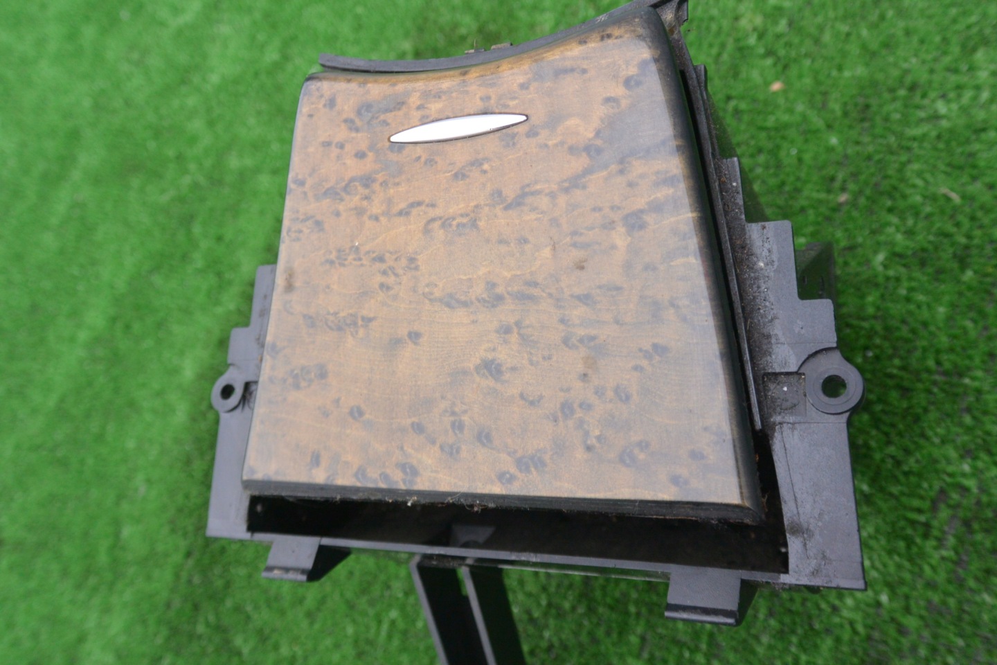 ashtray passenger compartment MERCEDES W211 AVANTGARDE