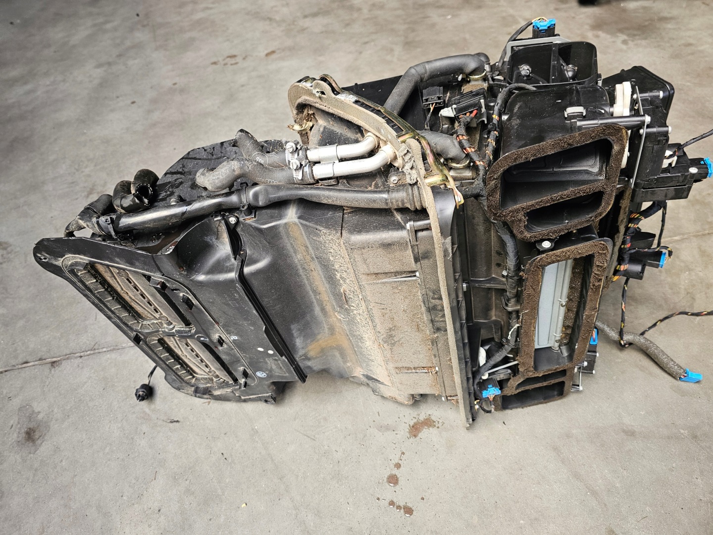 Bloc de chauffage complet d’eau AUDI A8 D3 4E0820003K