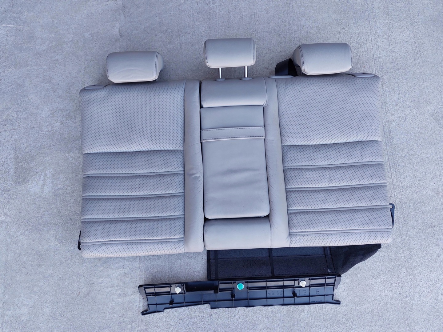 Sitz heck OPARCIE Kopfstützen LEXUS IS III 300 H