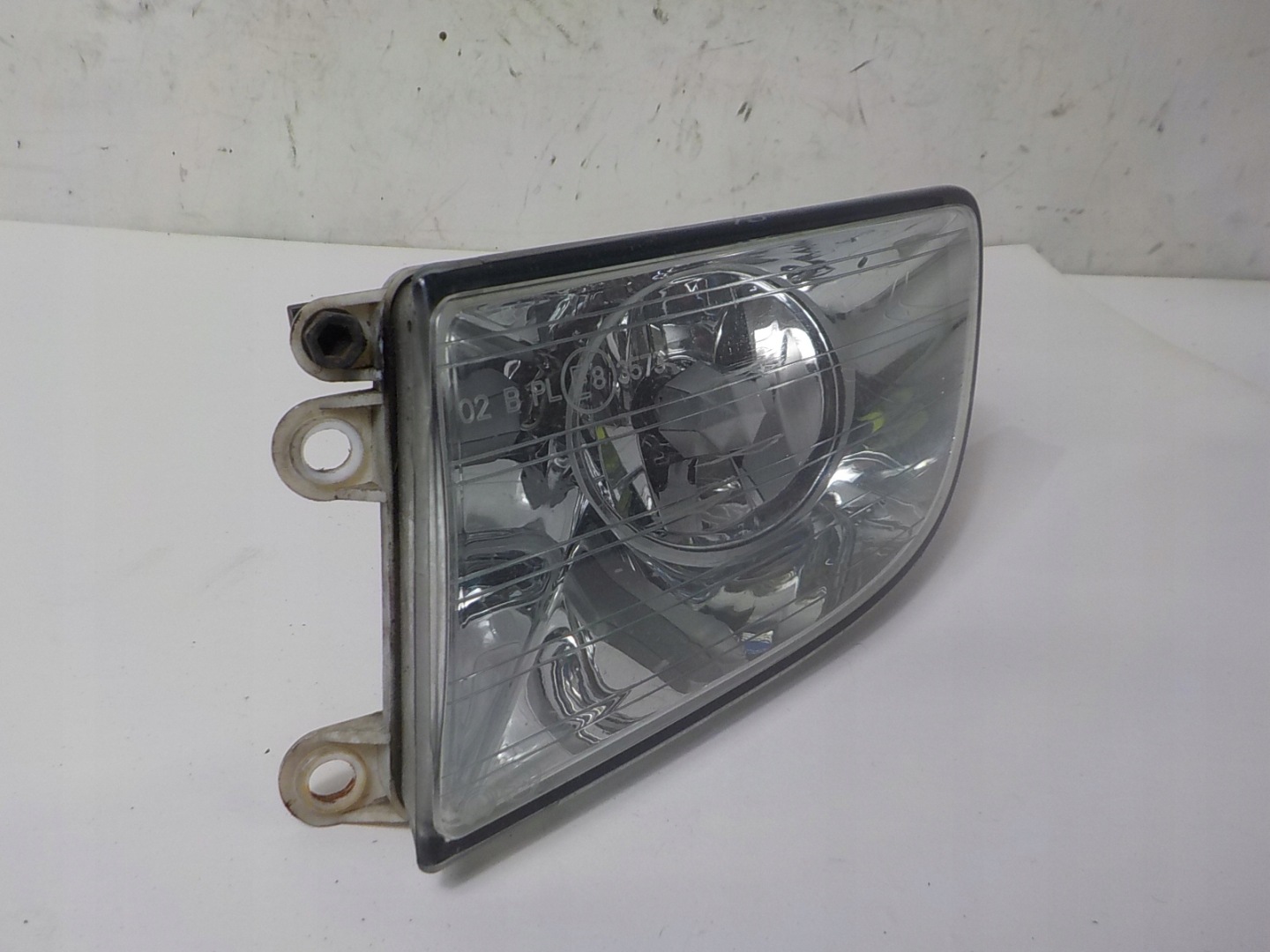 SKODA OCTAVIA II fog light left front front 1Z0941699 1Z0941701