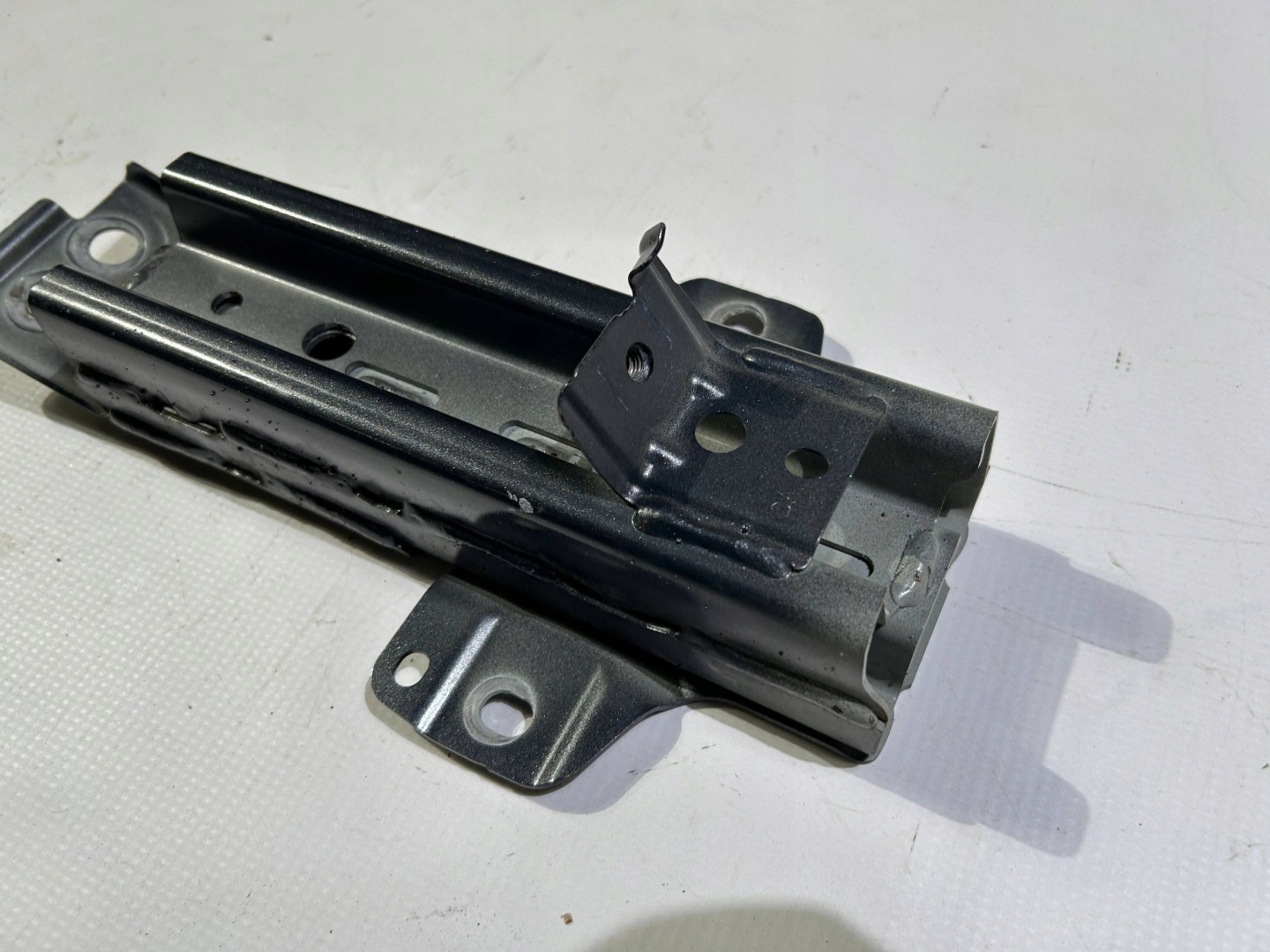quarter beam tip left Subaru WRX VB 2022r