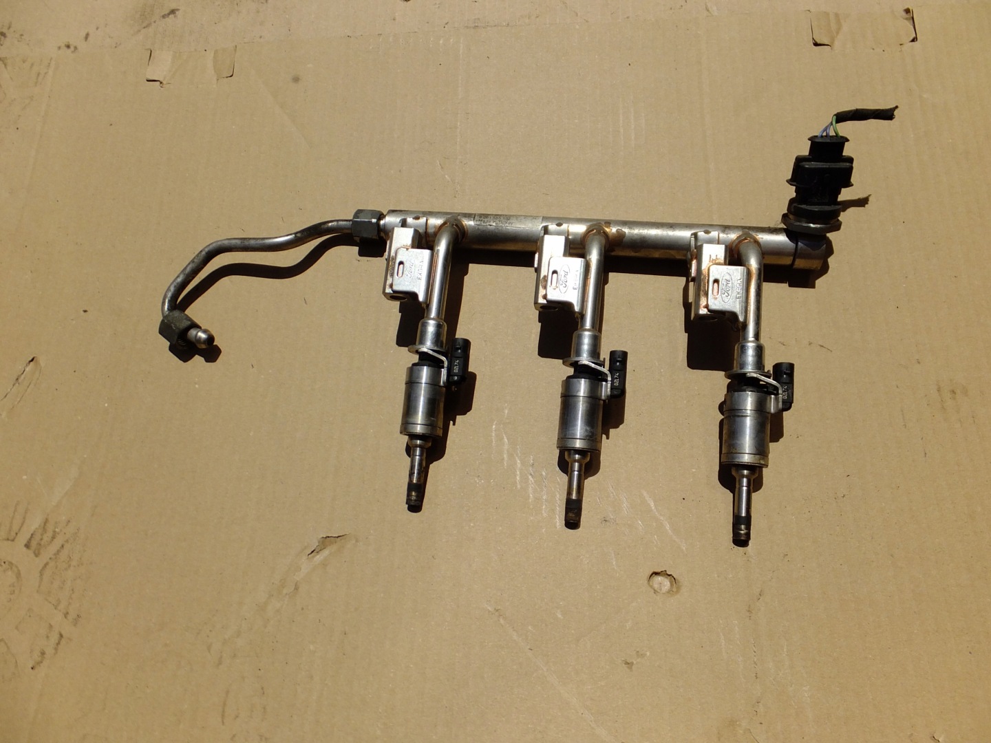 Einspritzdüse ford b-max 1,0 ECOBOOST 0261500128