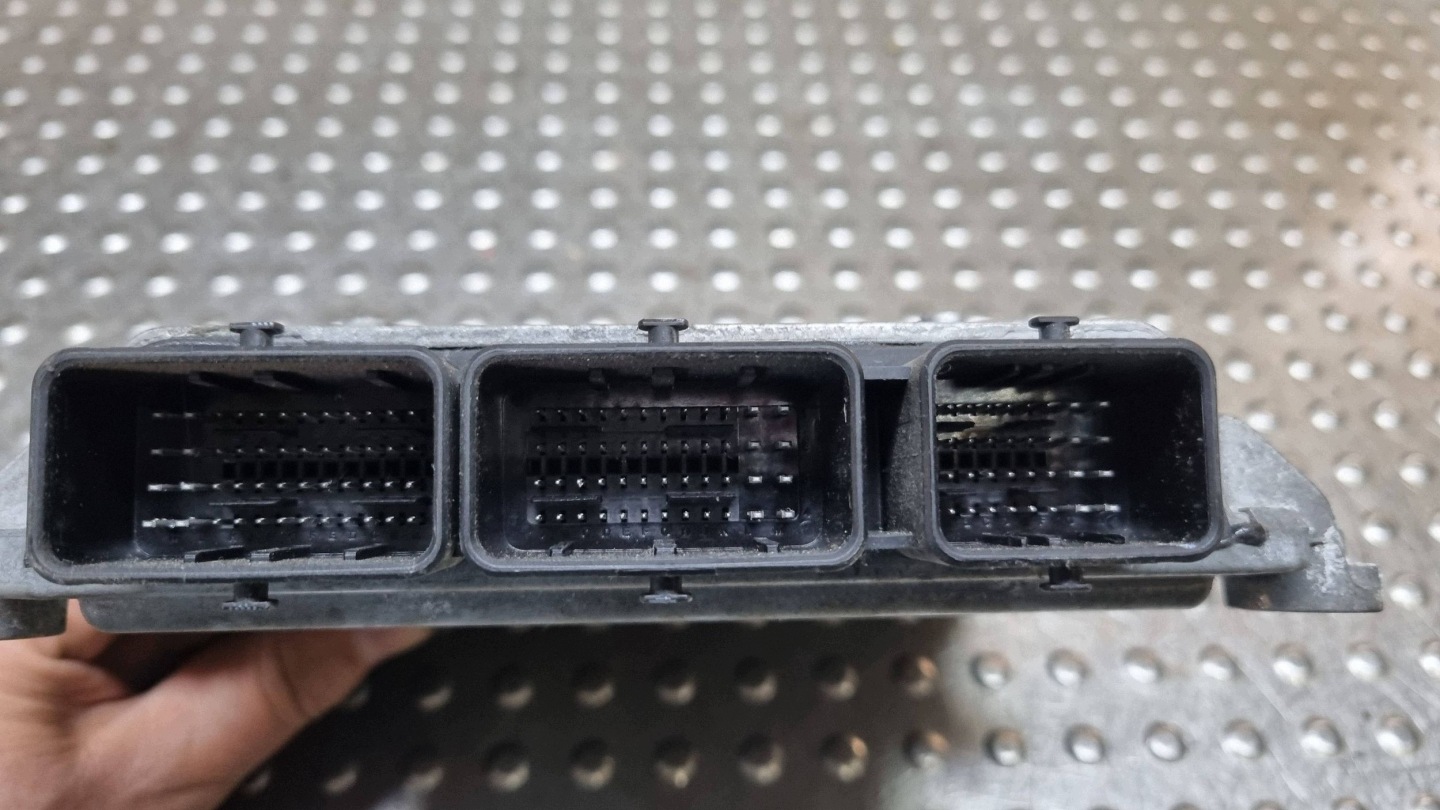 centralina computer motore 30729518 VOLVO V50 e V40 II S40 II C30 2.0D