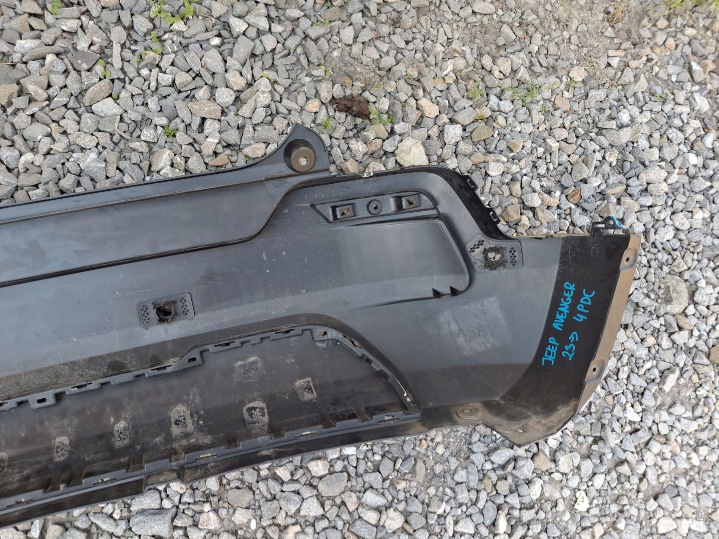 bumper rear JEEP AVENGER 2023R->