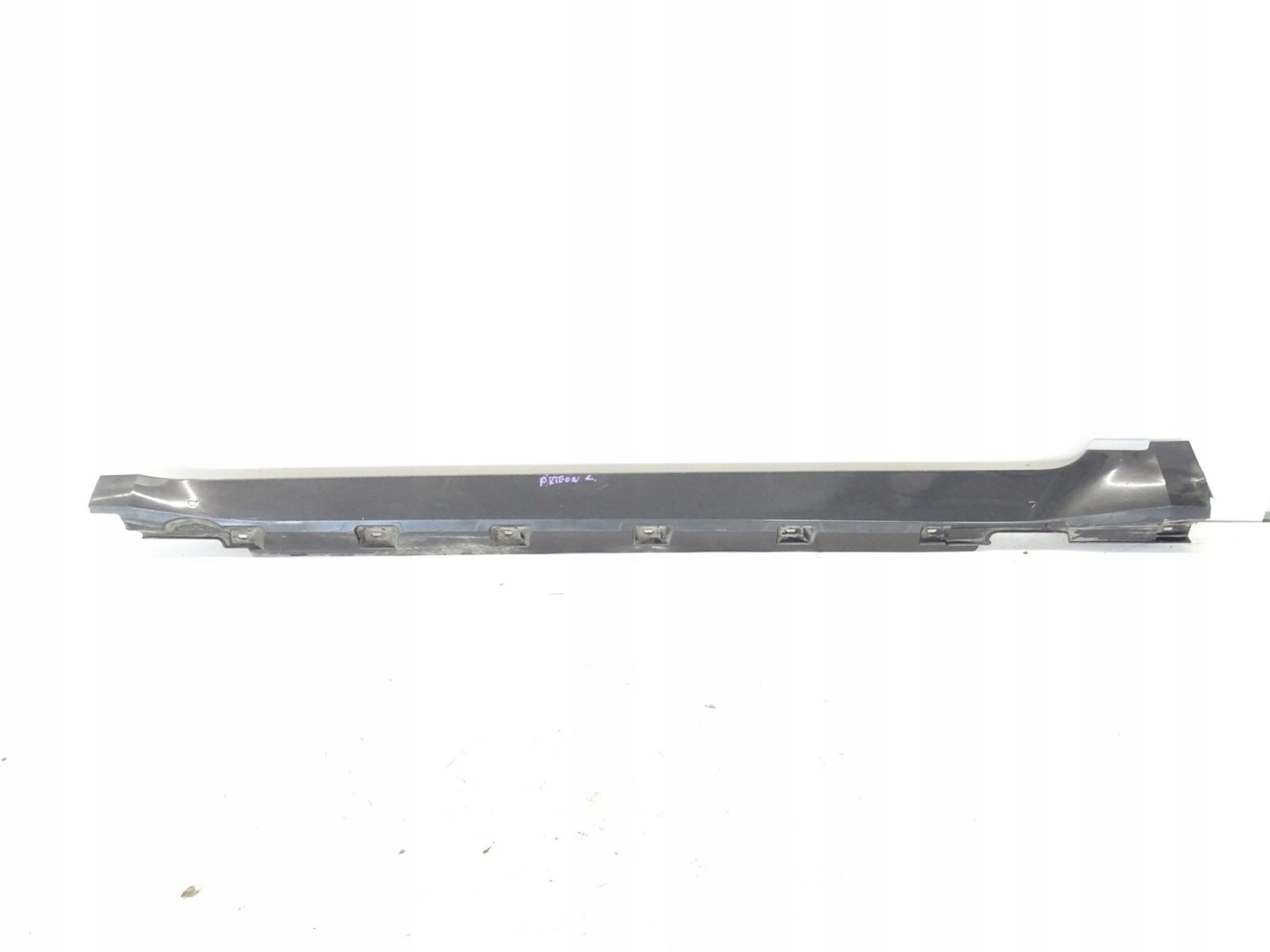 moulding cap threshold left VW ARTEON and 17