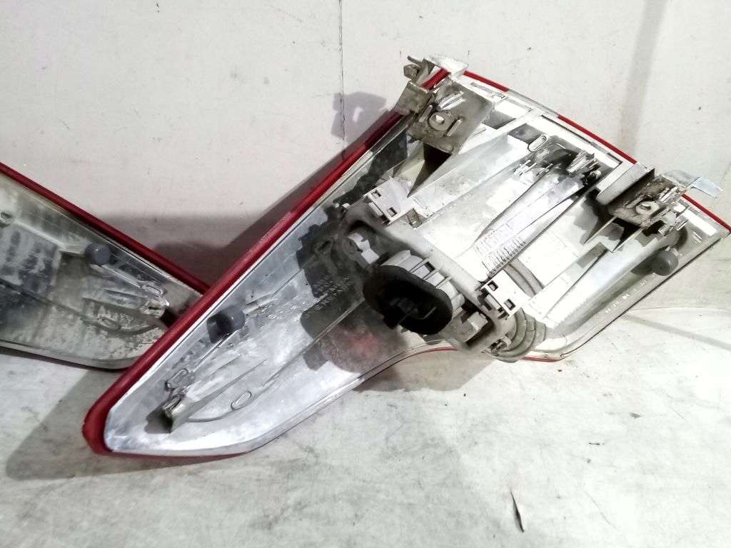 Citroen C4 Picasso and lights rear part rear. right and left