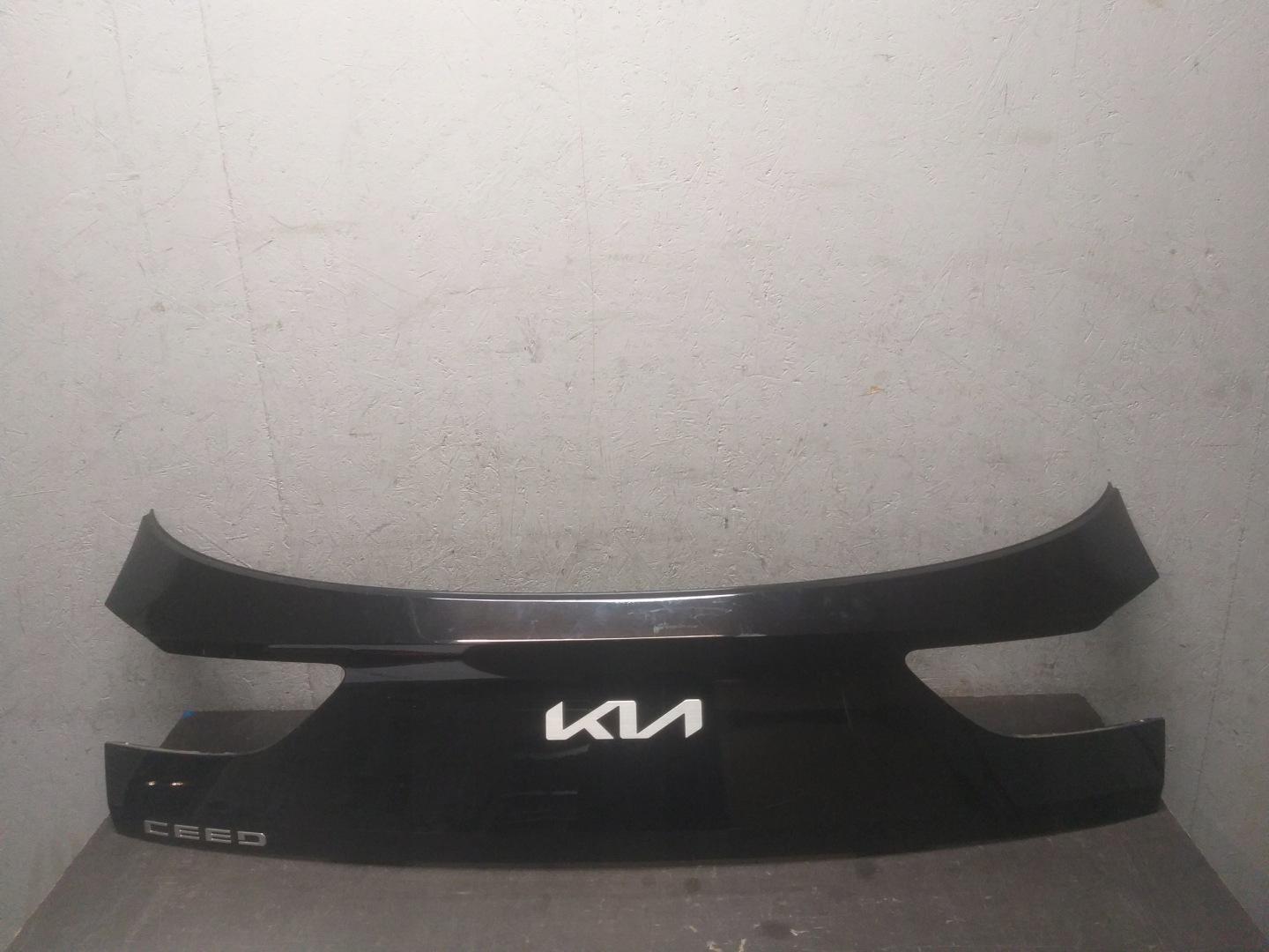 boot door cap cap KIA CEED III 3 KOMBI 17- 87311-J7GA0