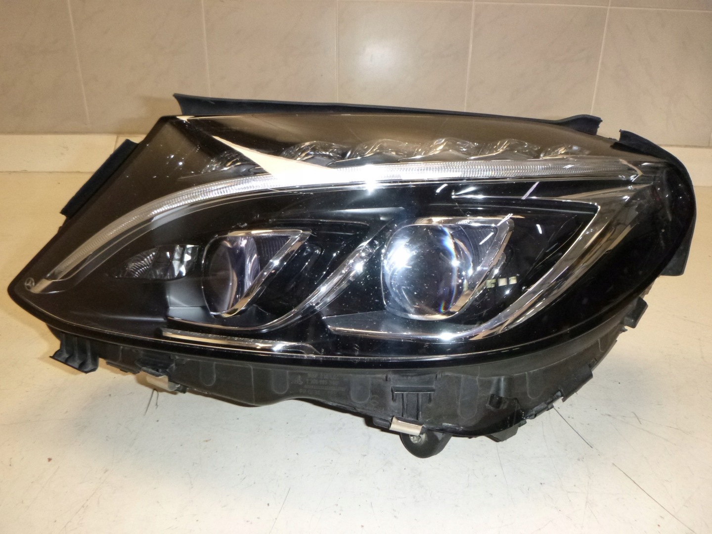 MERCEDES C W205 light left front FULL LED 12 PIN