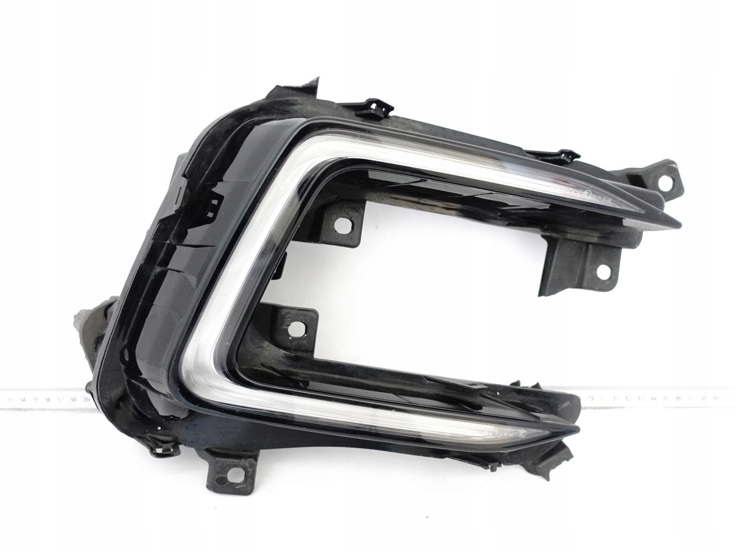 VW PASSAT B8 3GD GTE LIFT 19-23 light LED DRL right W bumper front