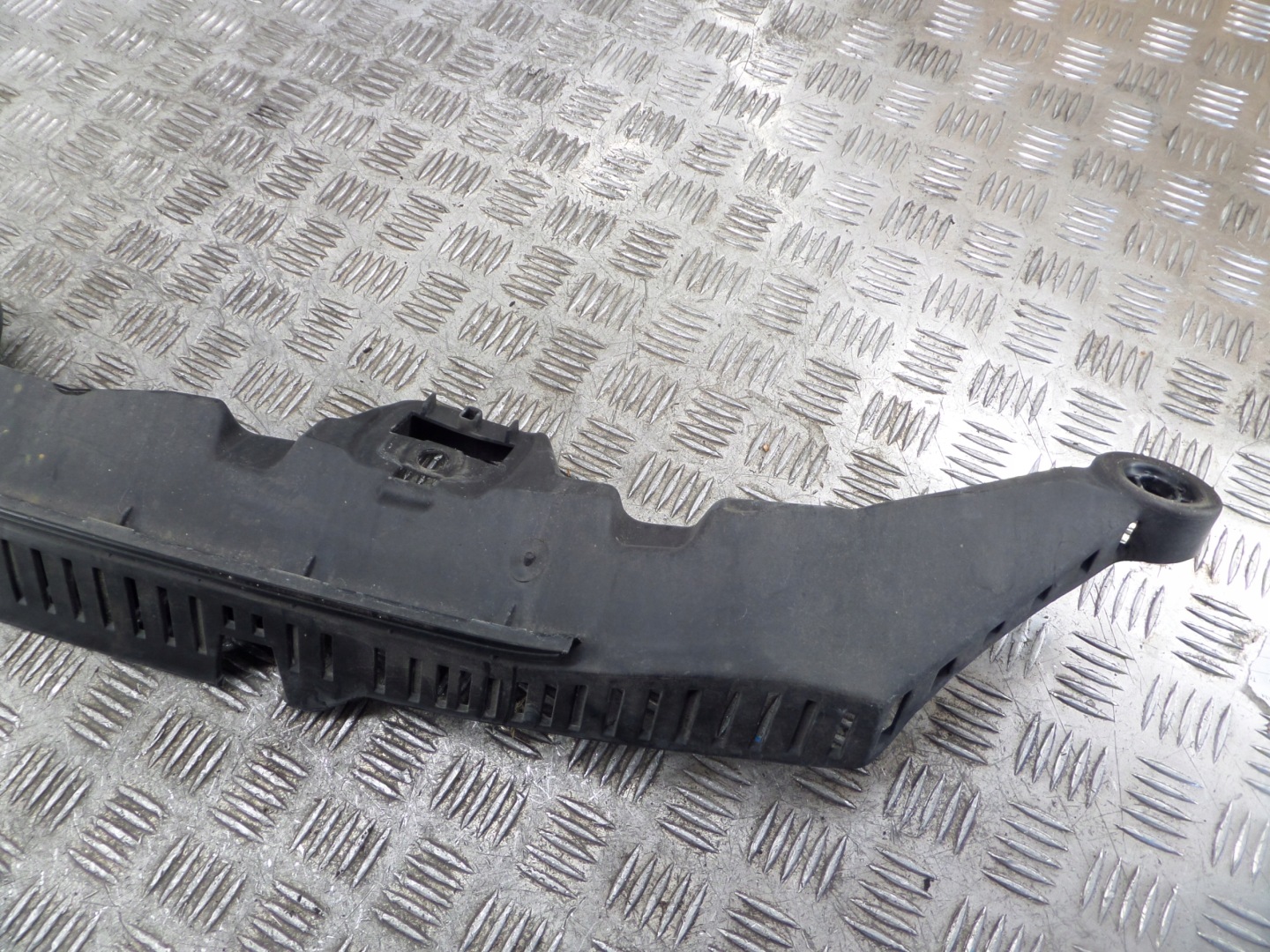 CITROEN DS5 11- bumper bracket rear part 9803131880