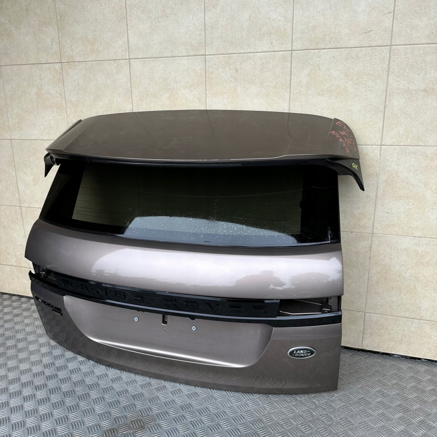 boot doors RANGE ROVER EVOQUE II 2020 ROK KAMERA