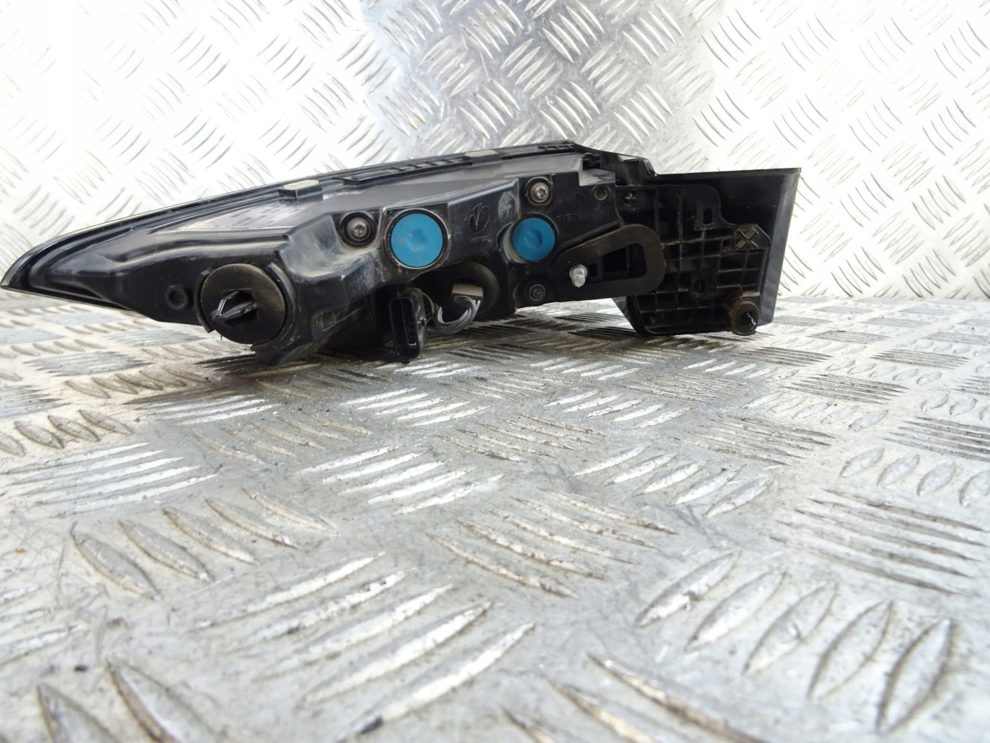 RENAULT MEGANE V E-TECH light right right rear part 265505540R