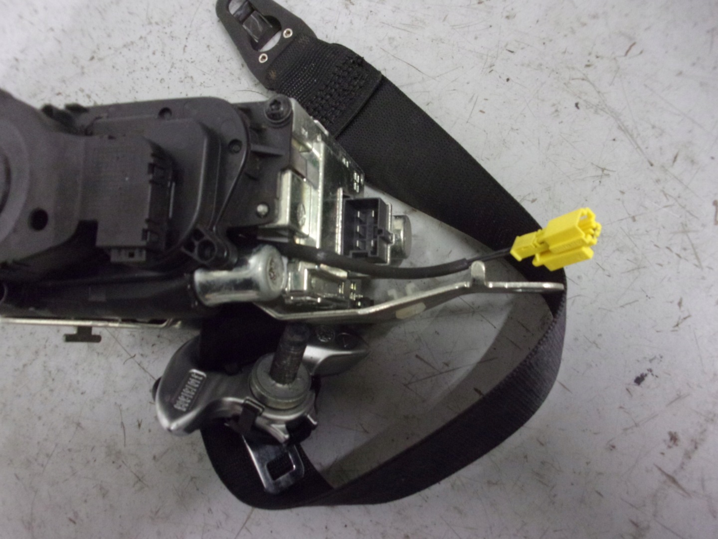 MERCEDES R231 SL 500 Gurten Spanner links A2318601385