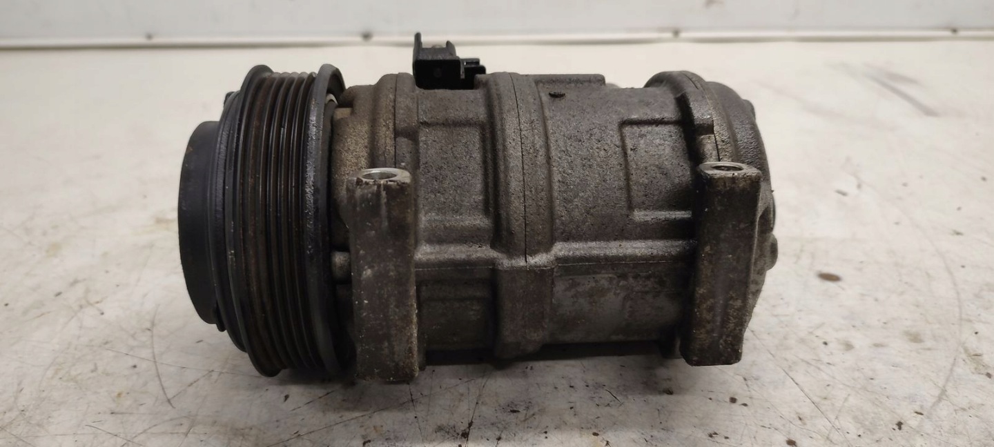 compressor of the air conditioning compressor; Mercedes W124 2,2