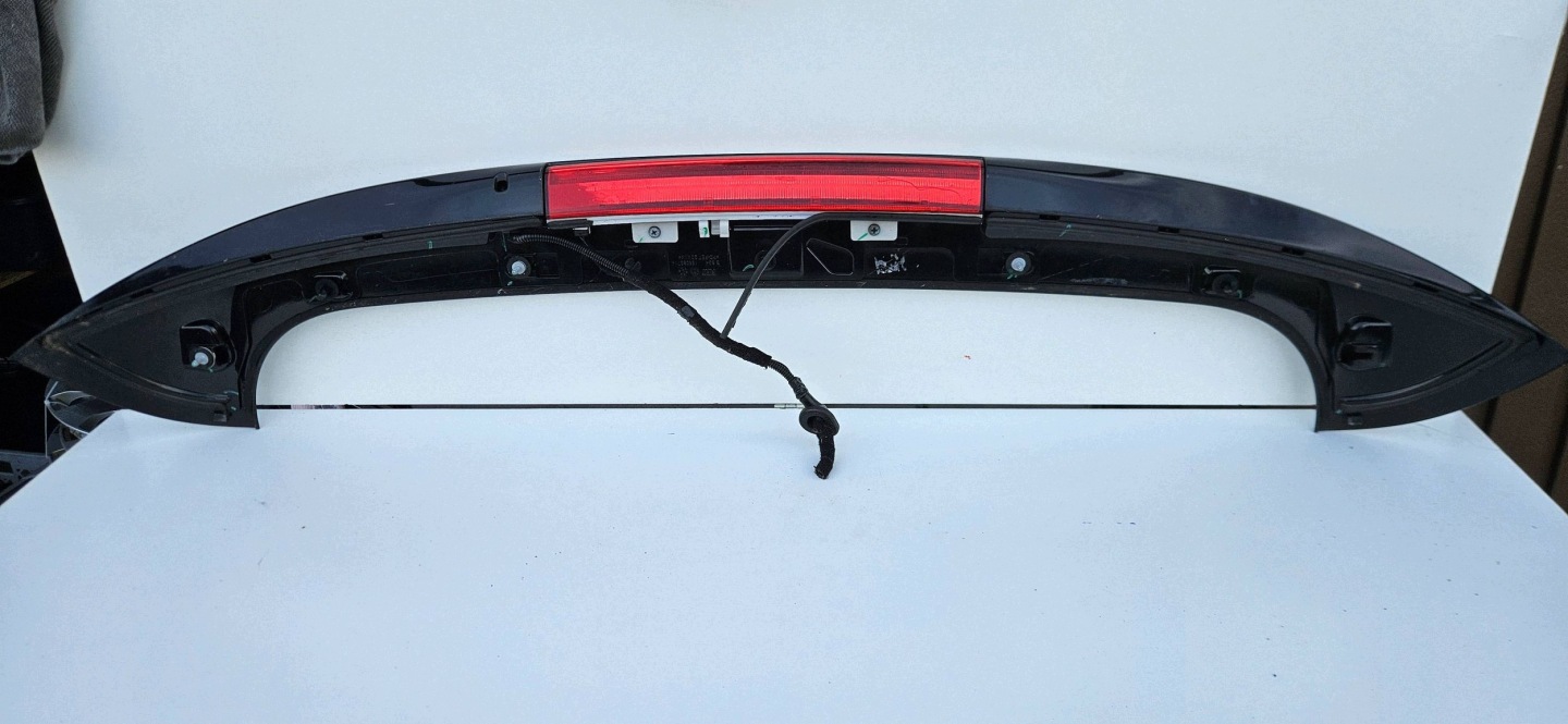 Alfa Romeo Giulietta lotka light stop Spoiler bonnet 156085714