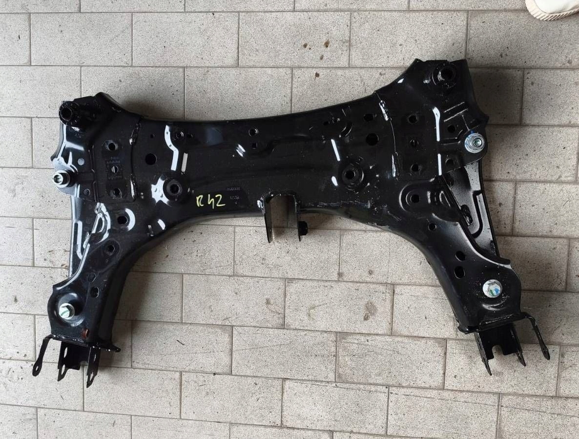 axle beam front subframe of the engine front Renault 4 36466R