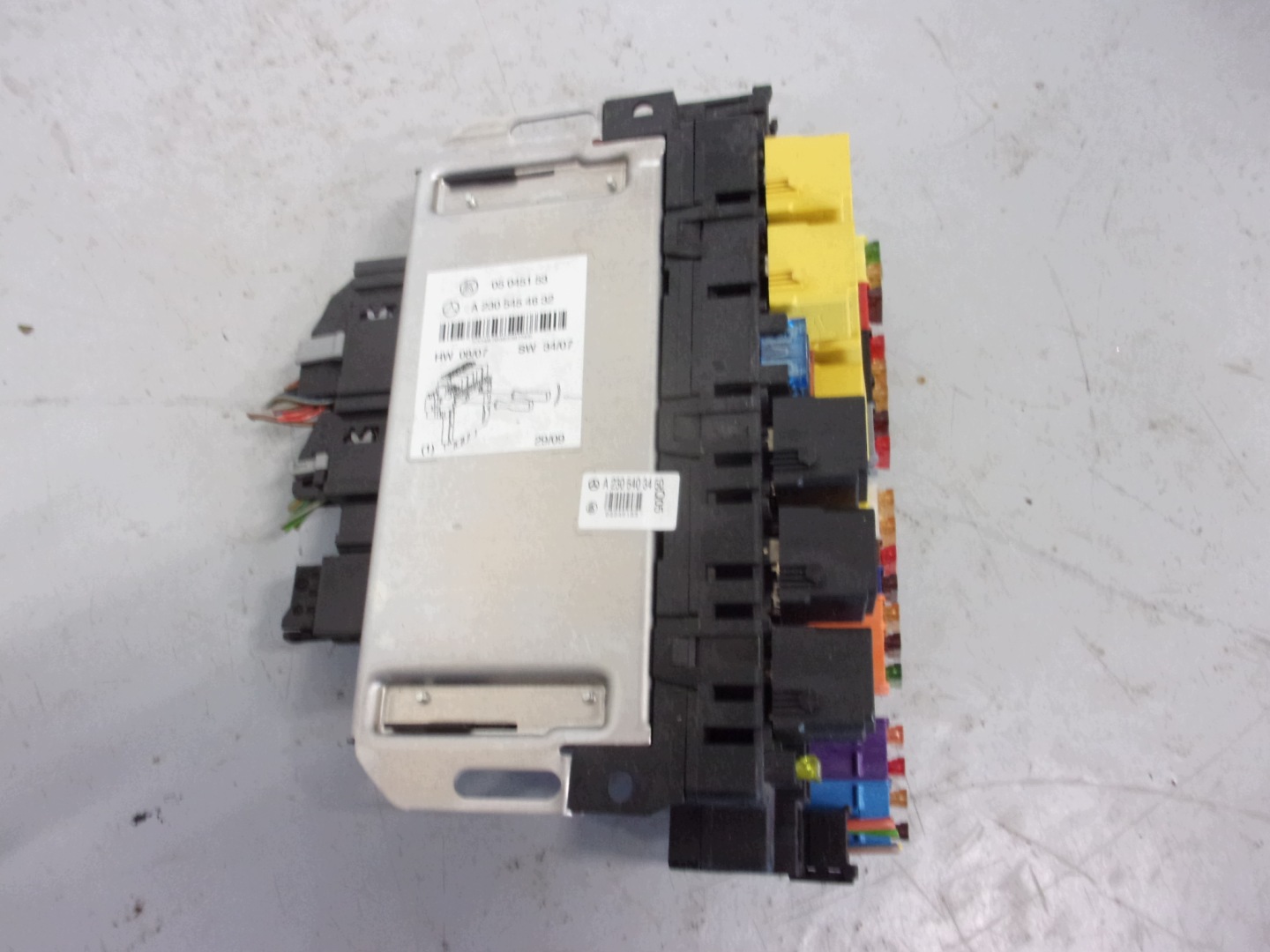 MERCEDES R230 SL 500 module control unit SAM A2305454632