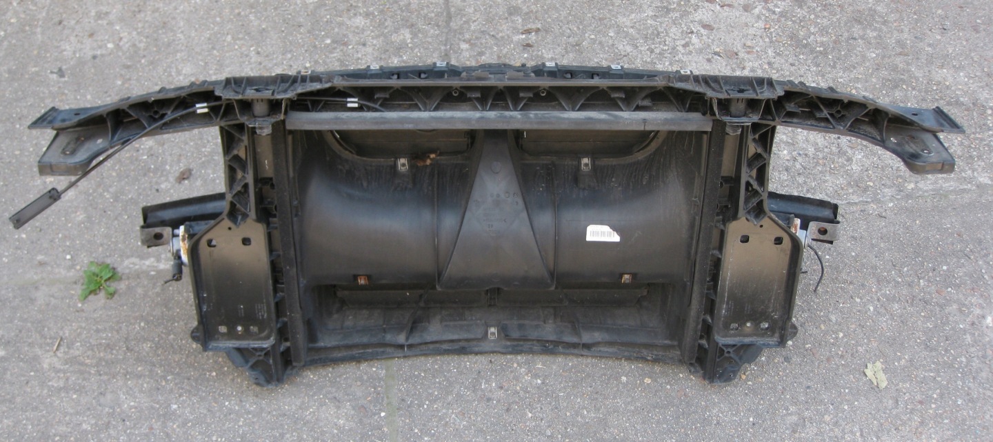 BMW E87 08R support panel for radiators pillar sider 7166584