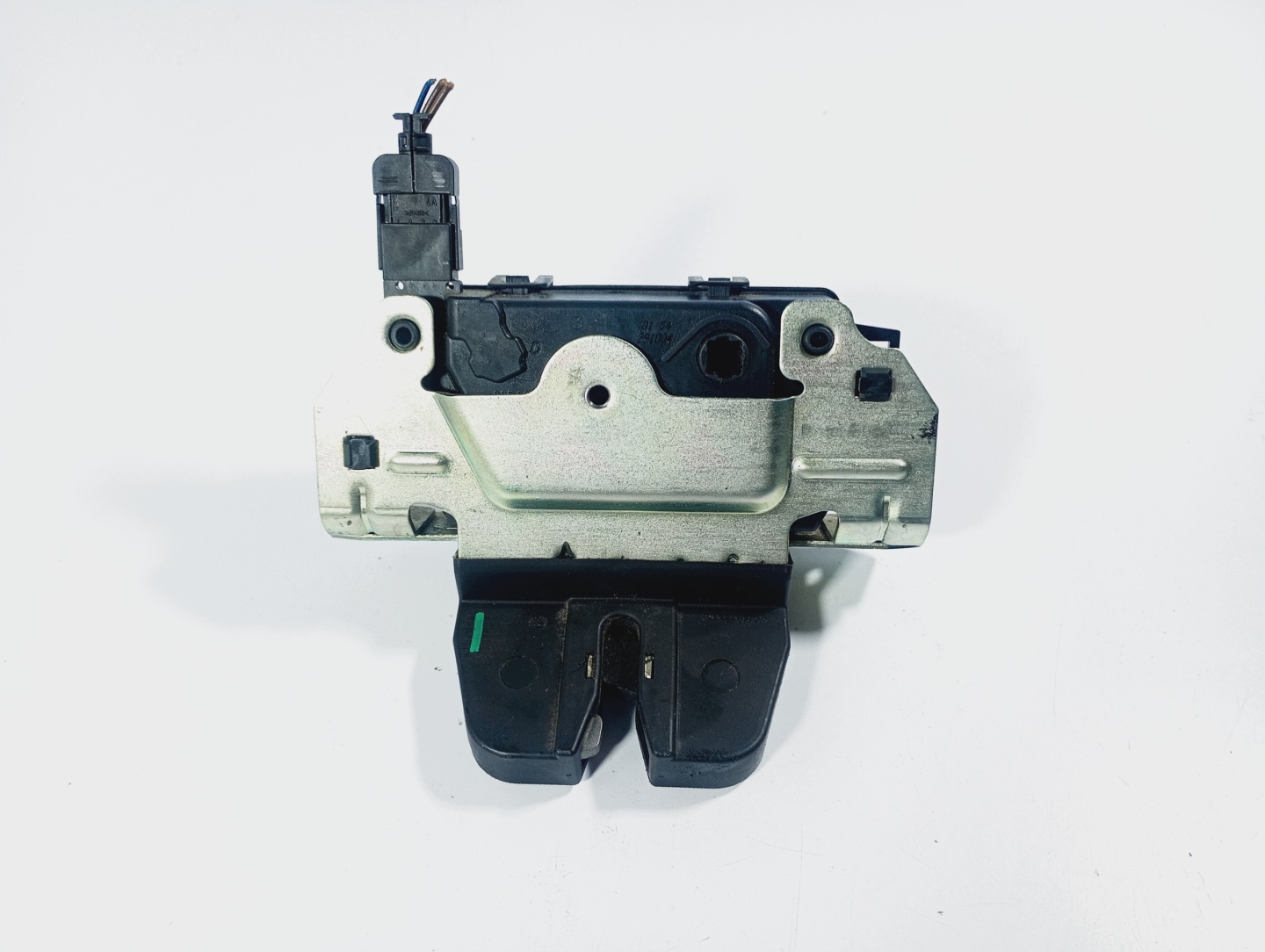 lock bonnet boot rear rear part OE 495058724 Opel Astra H 04-10